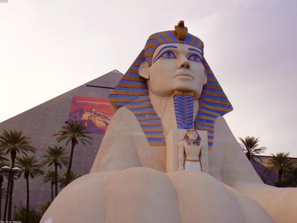 ព័តមានស្តីពីក្រុមហ៊ុន casino